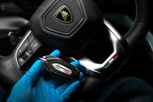 Lamborghini Urus Second-Gen Key Cover - Carbon Fiber